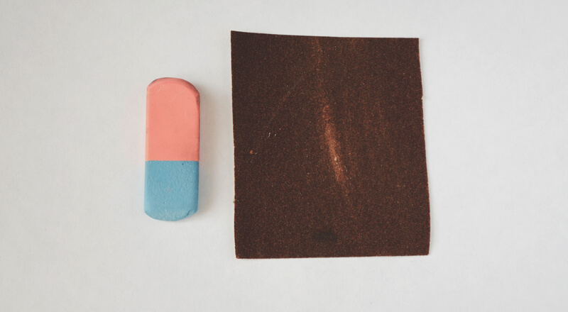 橡皮擦除掉墨水