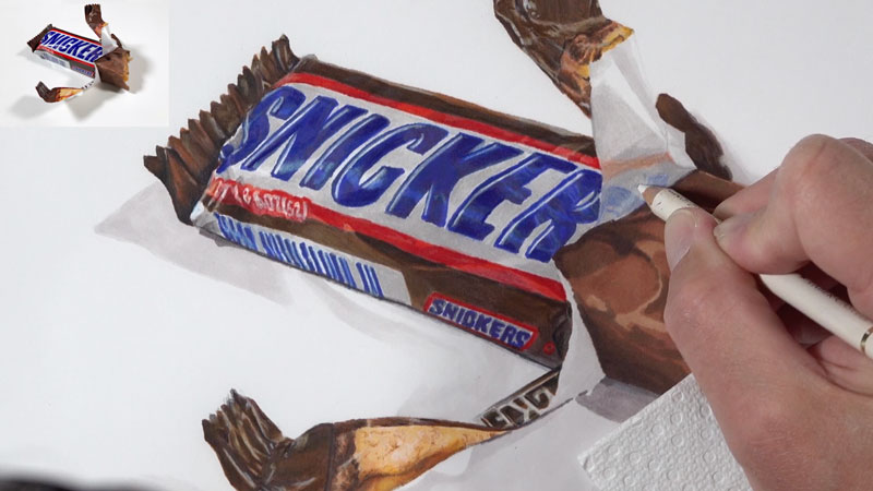 在半透明的包装有彩色铅笔