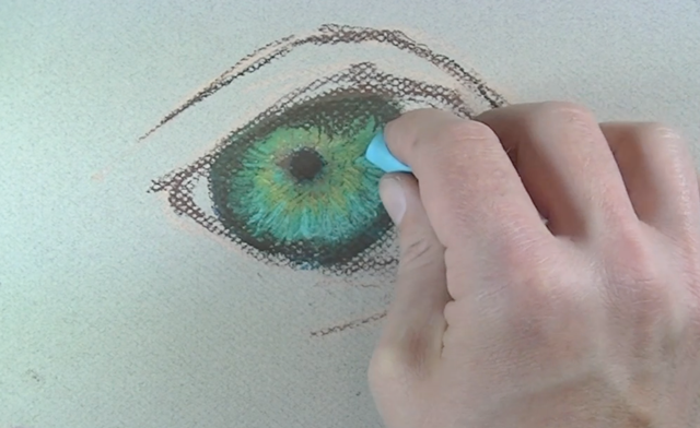 在上面的浅色值分层。